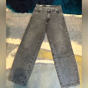 Levi’s baggy dad jeans